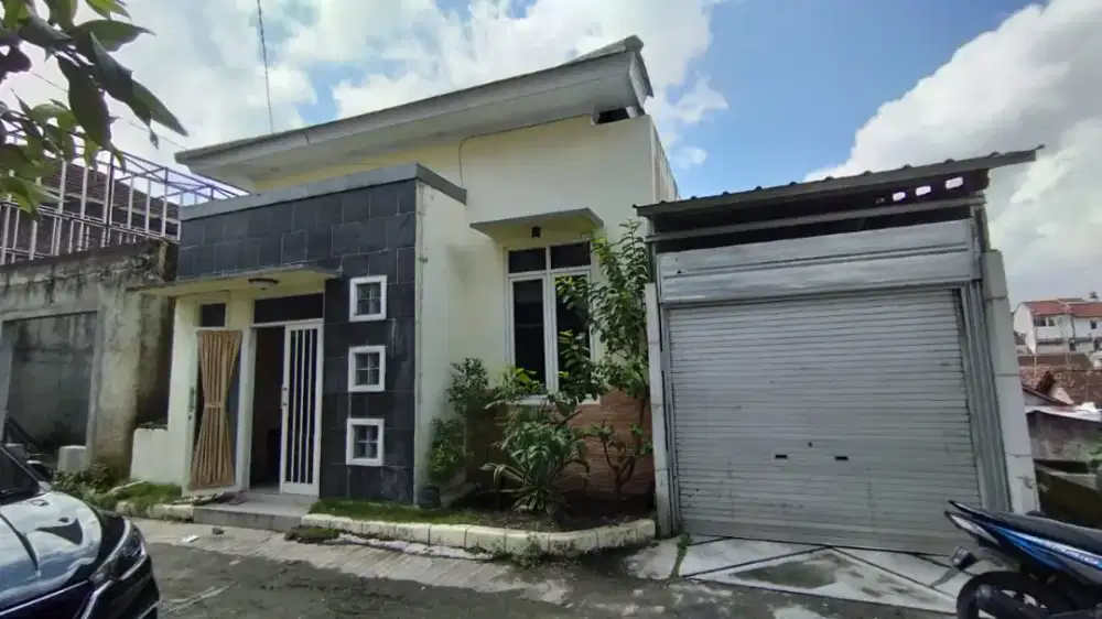 Rumah murah view sungai barat tugu Jogja di Tegalrejo