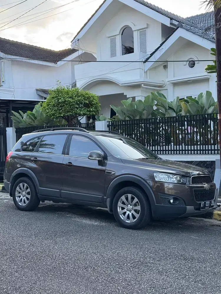Chevrolet Captiva FL Bensin 2012 KM rendah