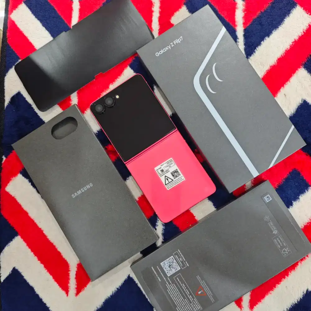 Samsung Galaxy Z Flip 7 5G 12/256 Garansi Desember 2026