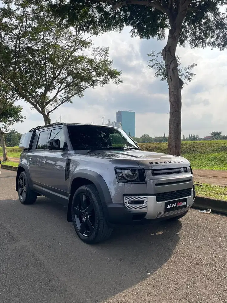 Land Rover New Defender SE 2022