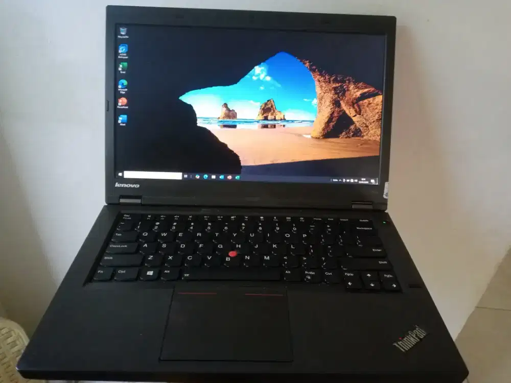Laptop lenovo thinkpad t440p i5 ssd ram 8 gb ngebut