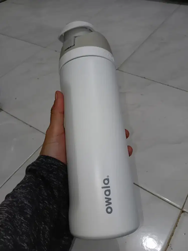 tumbler owala putih