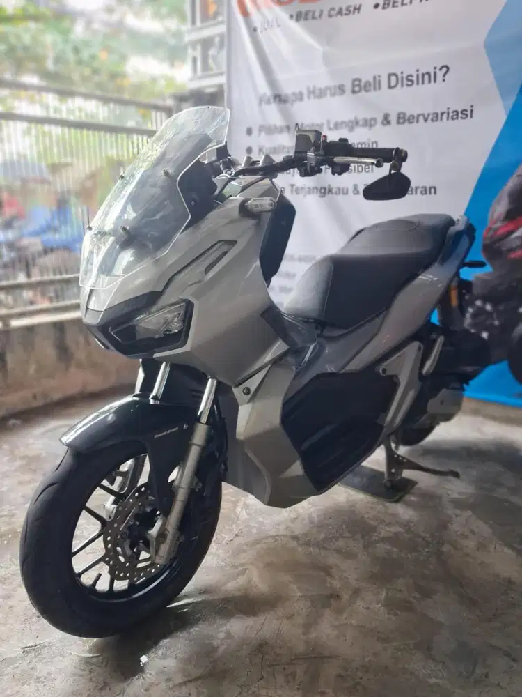 (B) Honda ADV 150 CBS Tahun 2019