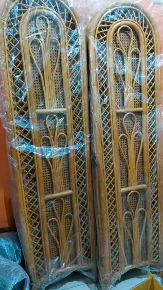 Rotan asli sekat ruangan