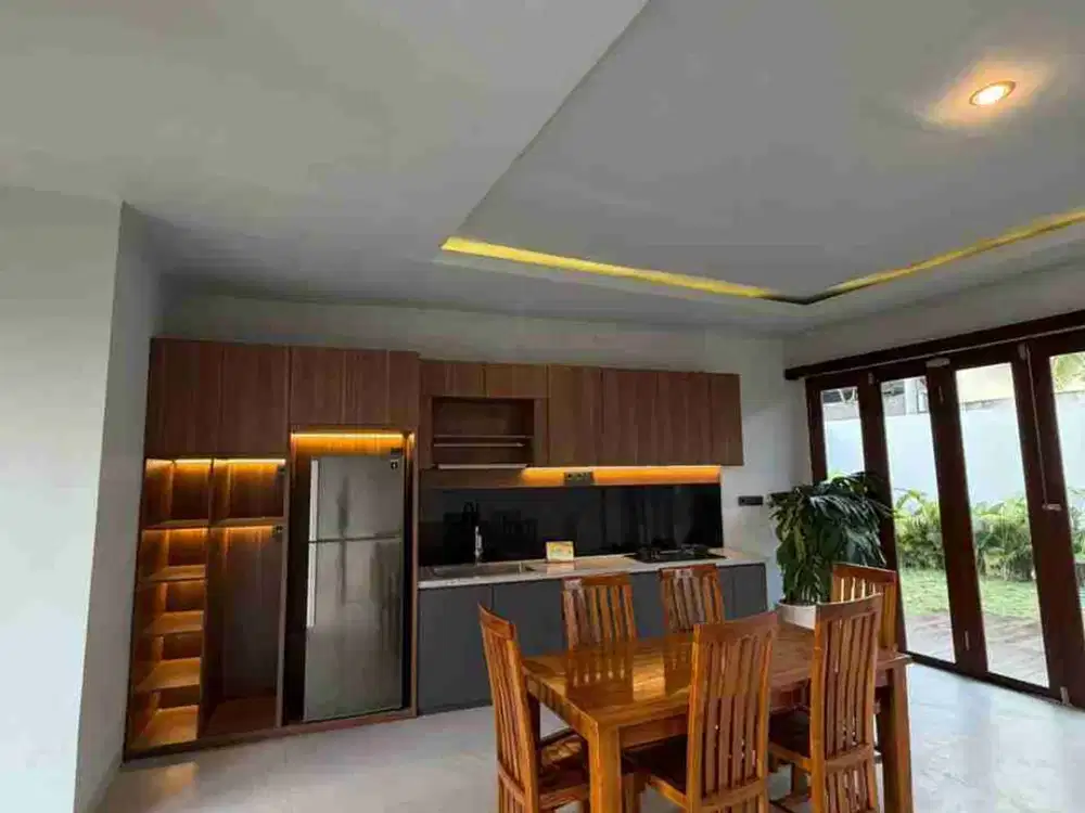 Rent Villa Br Gress 260m2 Ada Rooftop View Sawah Furnish Tumbak Bayuh - Thumbnail 5