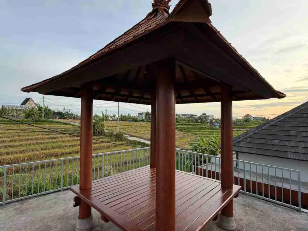 Rent Villa Br Gress 260m2 Ada Rooftop View Sawah Furnish Tumbak Bayuh - Thumbnail 3
