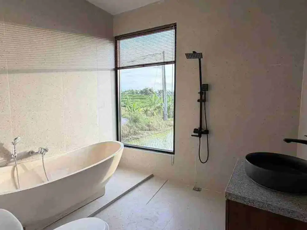 Rent Villa Br Gress 260m2 Ada Rooftop View Sawah Furnish Tumbak Bayuh - Thumbnail 9