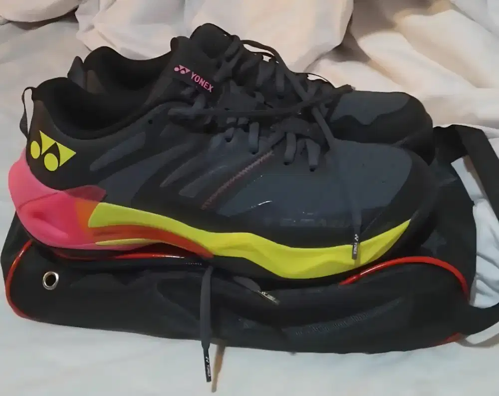 Jual Sepatu Yonex Subaxia