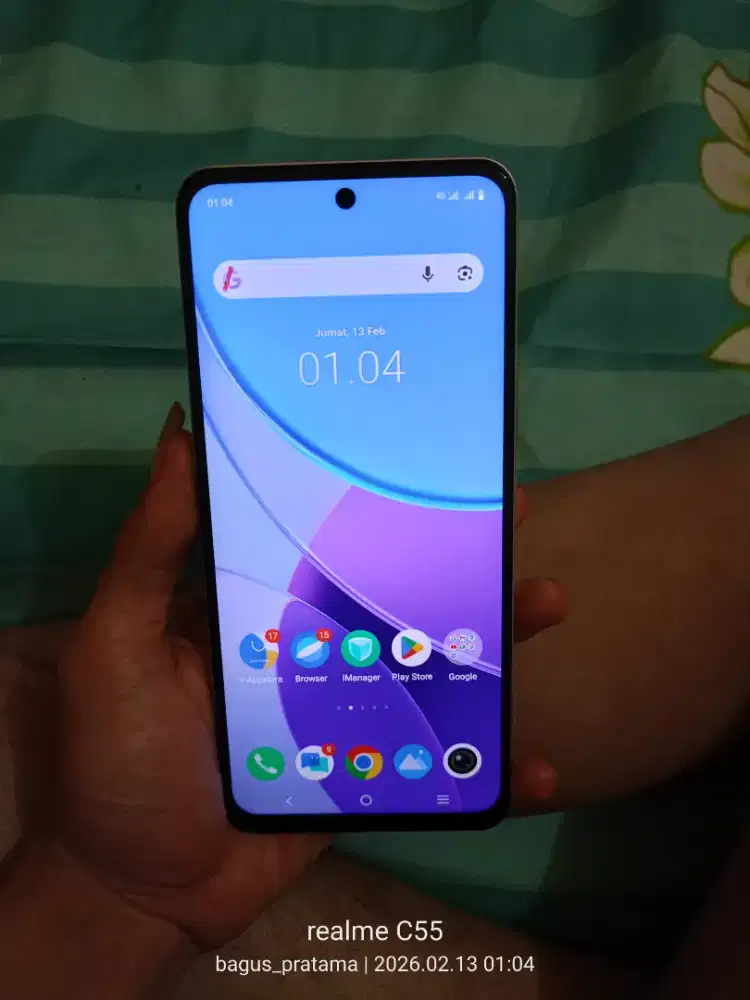 bantuin tmen mau jual vivo y19s 4+4/64 fullsett msih mulus bgtt