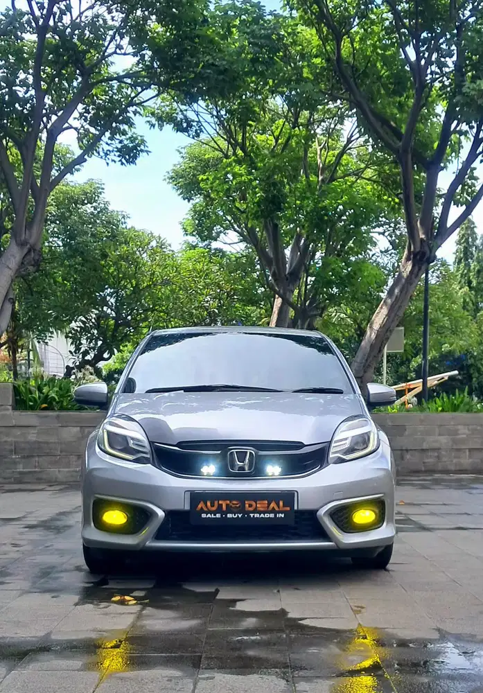 KONDISI SUPER!! HONDA BRIO RS 1.2 CVT AT 2017 TDP MINIM