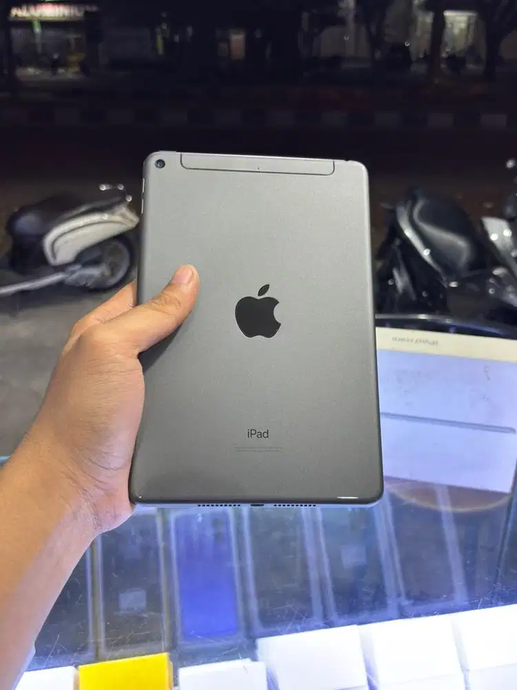 Ipad Mini Gen 5 64GB, Kondisi Mulus, Lengkap, Bergaransi.
