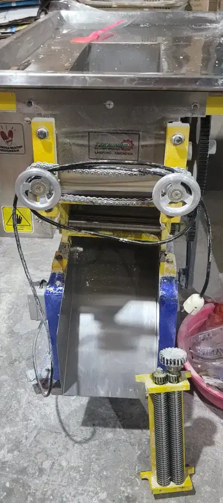 Mesin mie ayam, mie besar,mie kecil