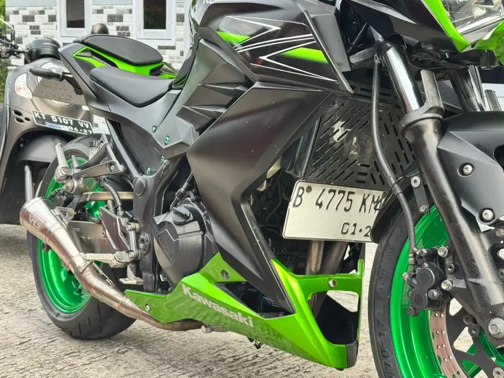 DI JUAL NINJA Z 250 CC 2013