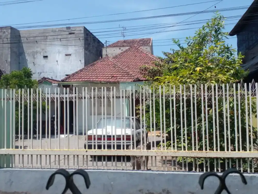 Dijual Rumah dengan Lokasi Strategis di Pusat Kota Pare