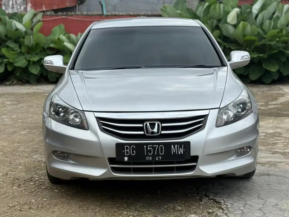 MURAH MERIAH HONDA ACCORD 2.4 VTIL MATIC 2011 Km 80rb yg paham mobil