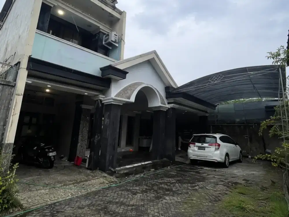 Dijual Rumah 3 Lantai di Pare Kediri.