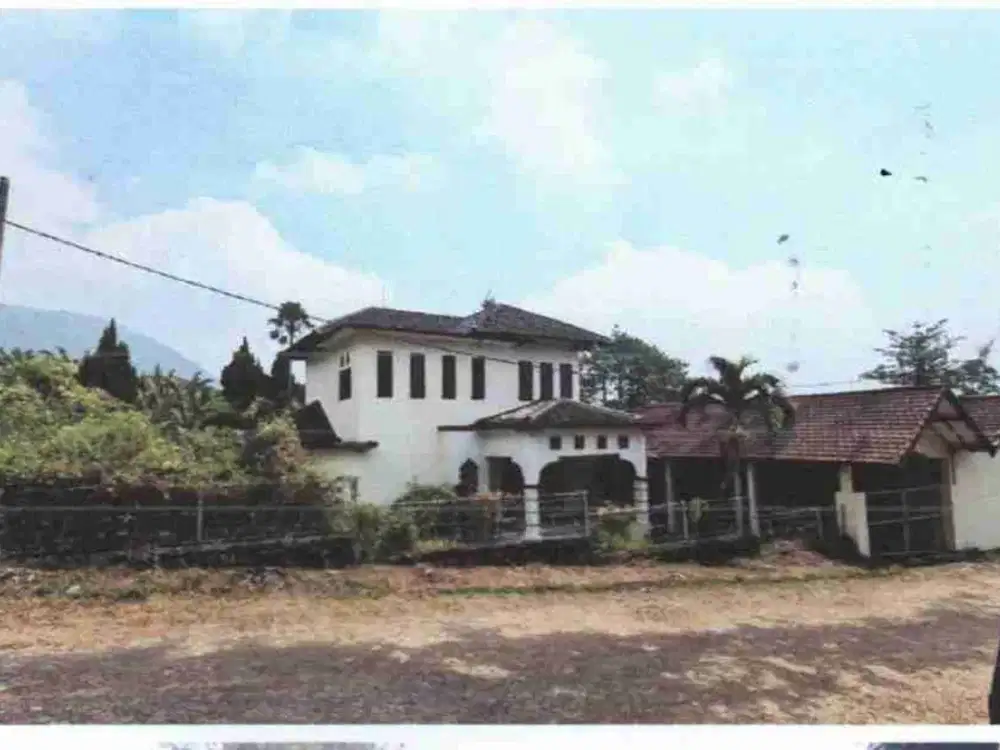 Dijual Via Lelang Villa Bukit Trawas Desa Kerapanrame Kec Trawas Kab Mojokerto