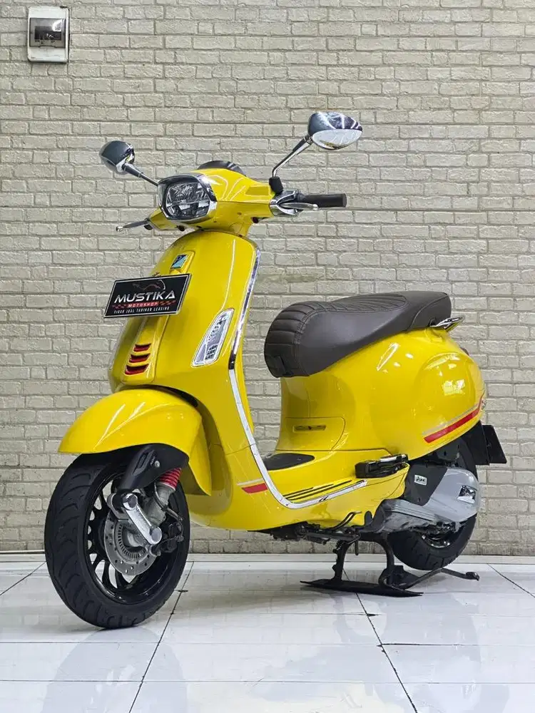 Km 5rb Antik‼️ Vespa Sprint S 150 Iget ABS 2022 - Zaky Mustika