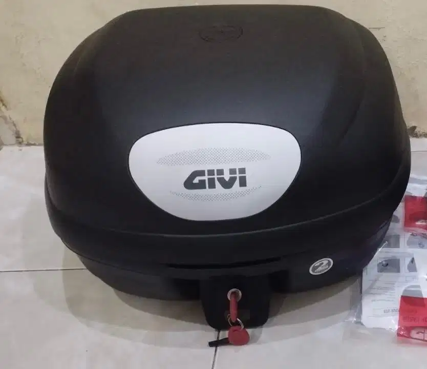Box Givi E33NX ukuran 33Liter Original