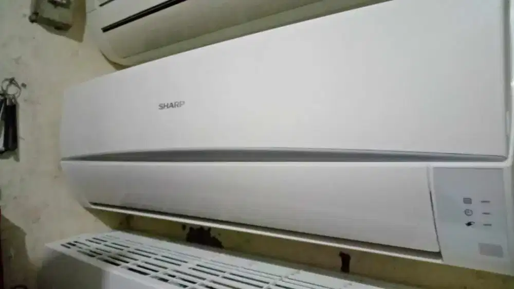 AC Sharp 1/2 pk , ori mulus dan dingin