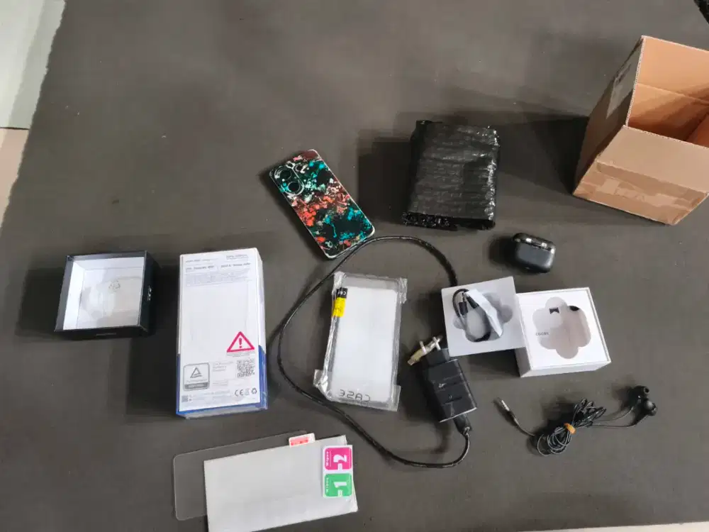 HP Tecno Camon 20 Pro 5G PAKET LENGKAP RAM 8GB/256GB Bonus TWS Eggel !