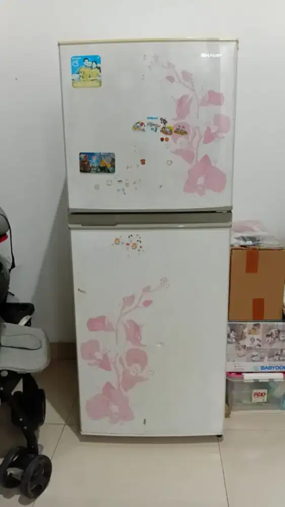 KULKAS SHARP 2 PINTU