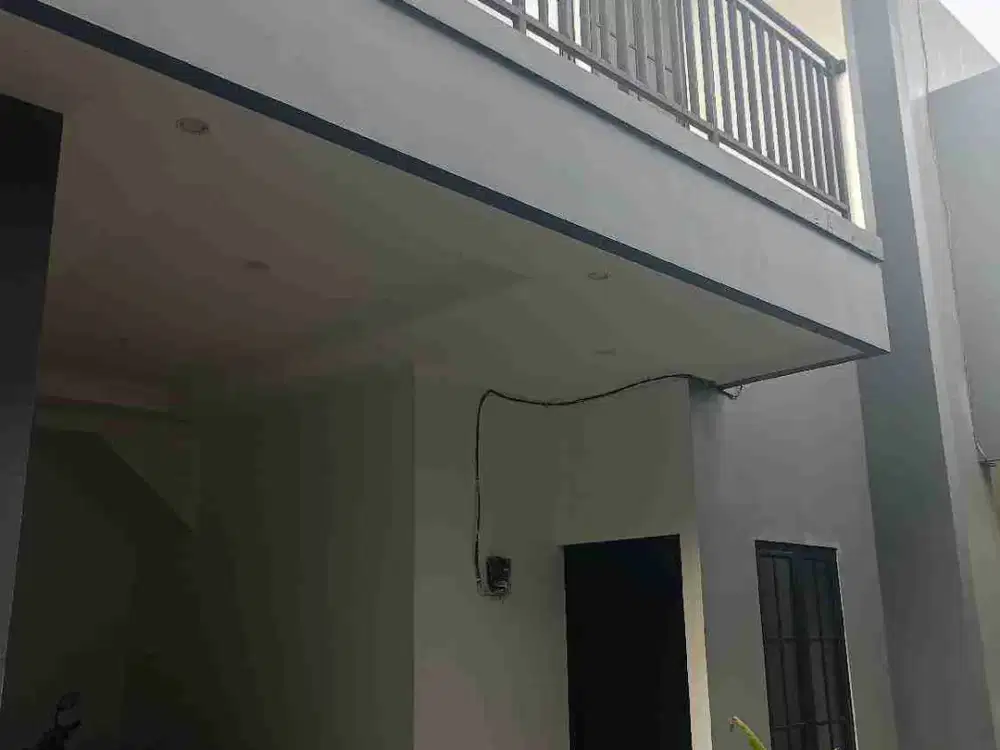 rumah siap huni 50 meter ke jln raya condet