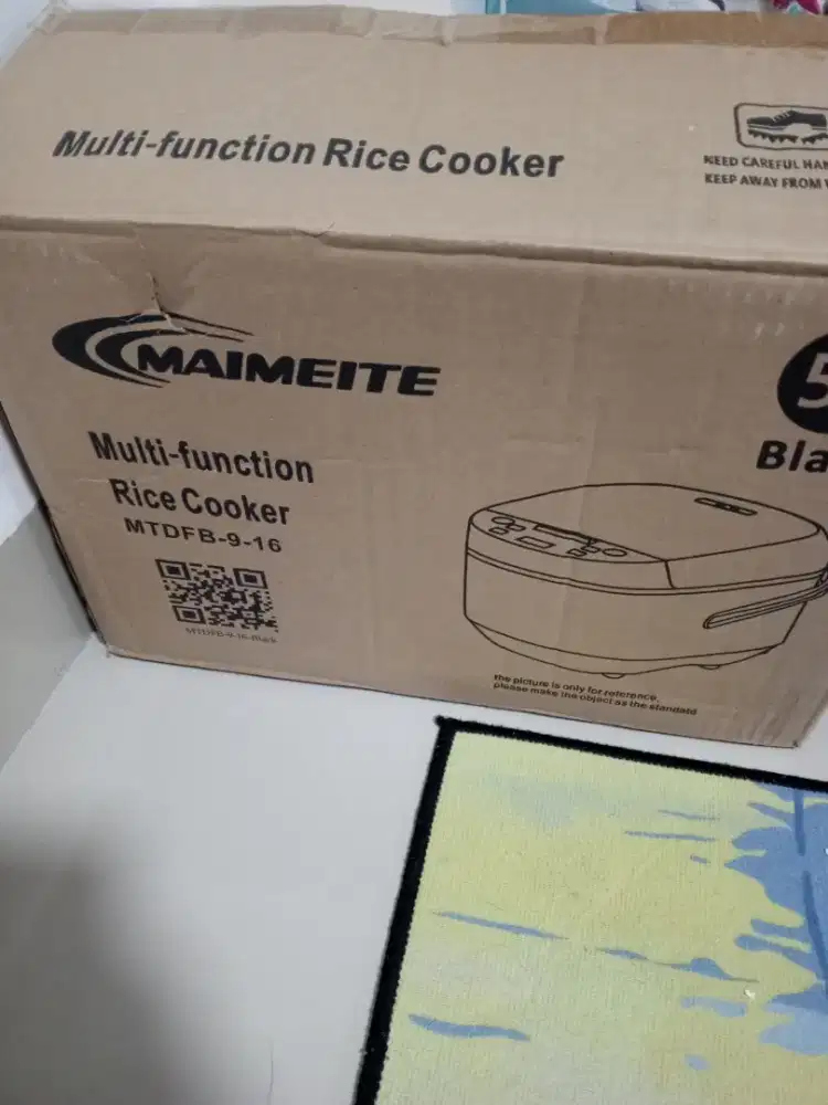 Rice cooker maimeite 5L warna hitam