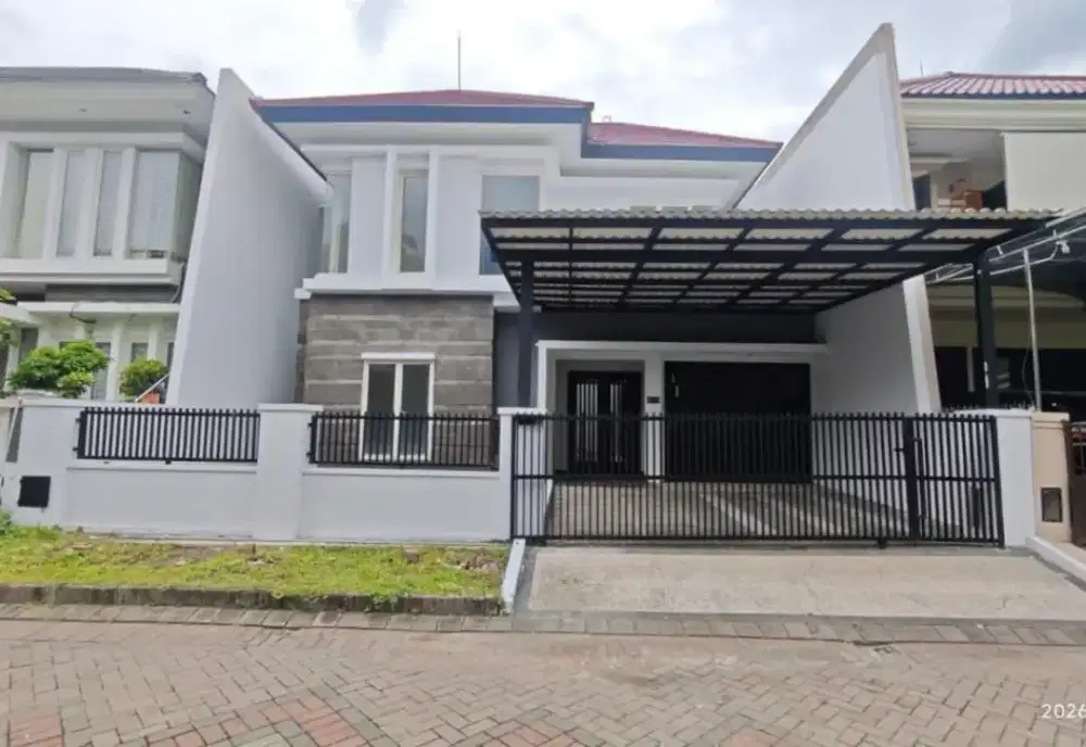 Rumah model minimalis Pakuwon City