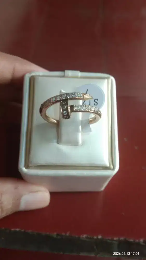 Cincin gold Premiu. wanita Size 7 Baru