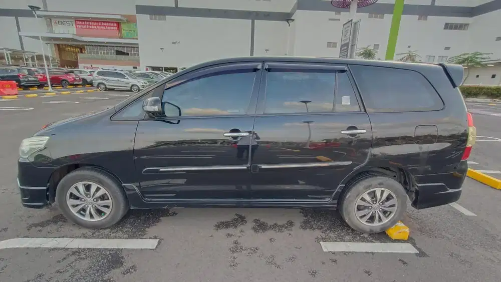 Toyota Kijang Innova 2015 Bensin