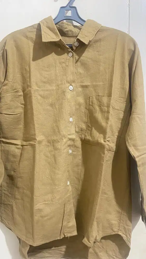 Baju lengan panjang wanita