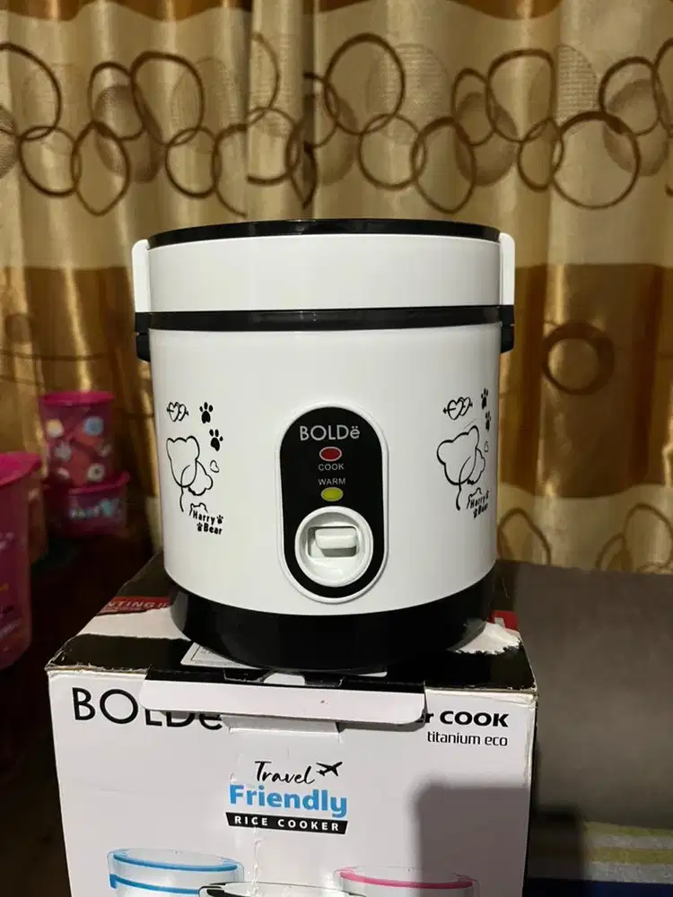 Rice cooker bolde 99,9 persen masih baru