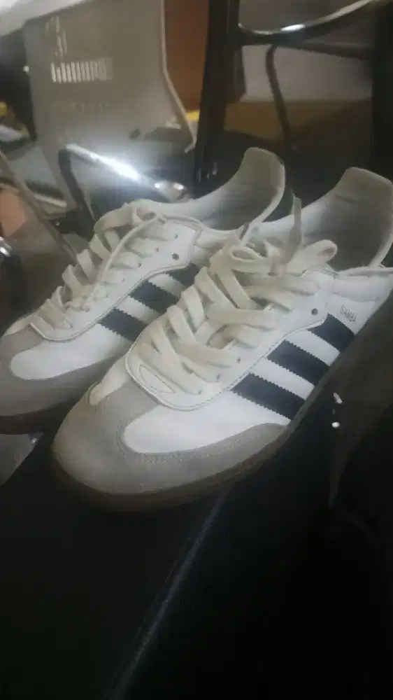 Adidas Samba og putih