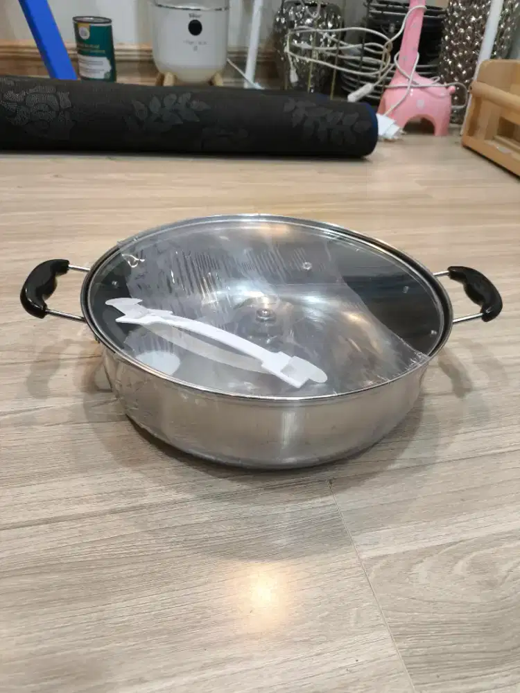 PANCI STAINLESS STELL TUTUP KACA 26 CM