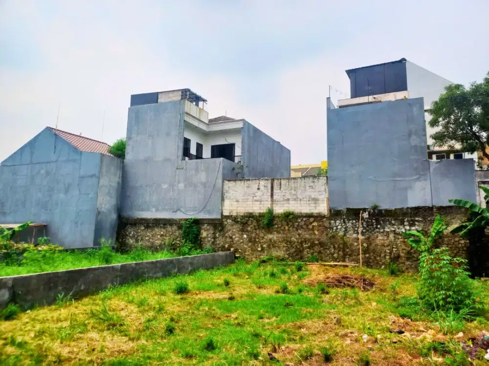 Tanah Dalam Cluster Dekat Pintu Tol Ciledug, SHM