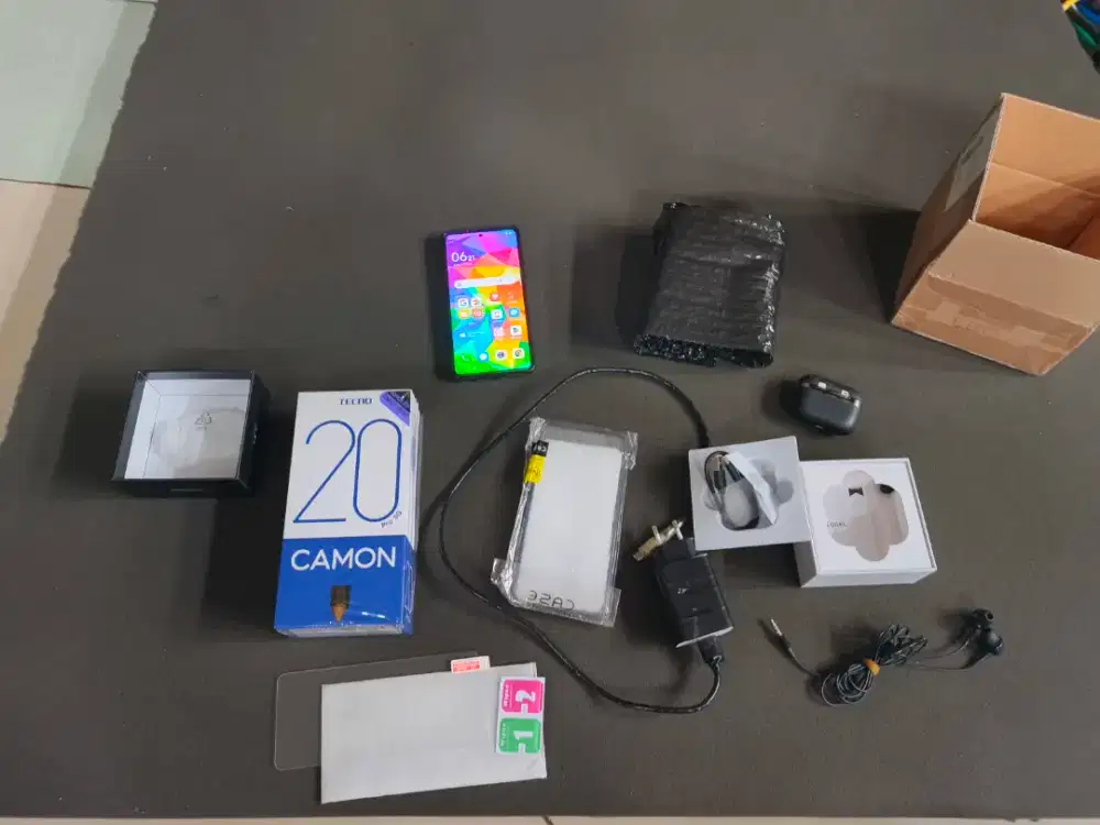 HP Tecno Camon 20 Pro 5G PAKET LENGKAP RAM 8GB/256GB Bonus TWS Eggel !
