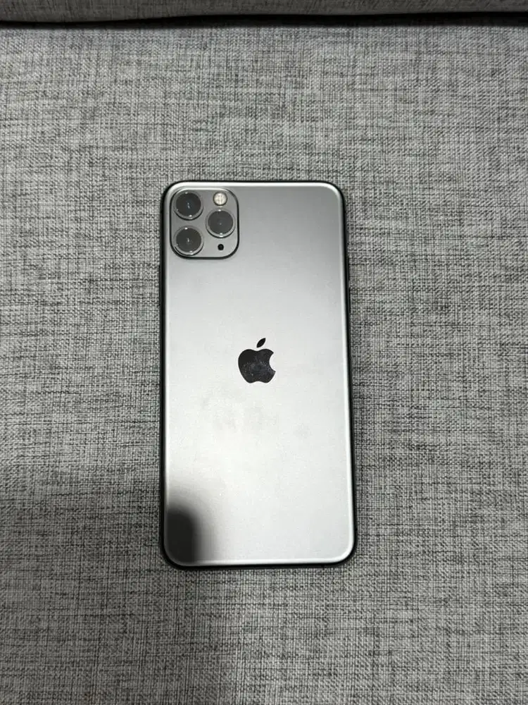 Di jual Iphone 11 promax 64 GB inter