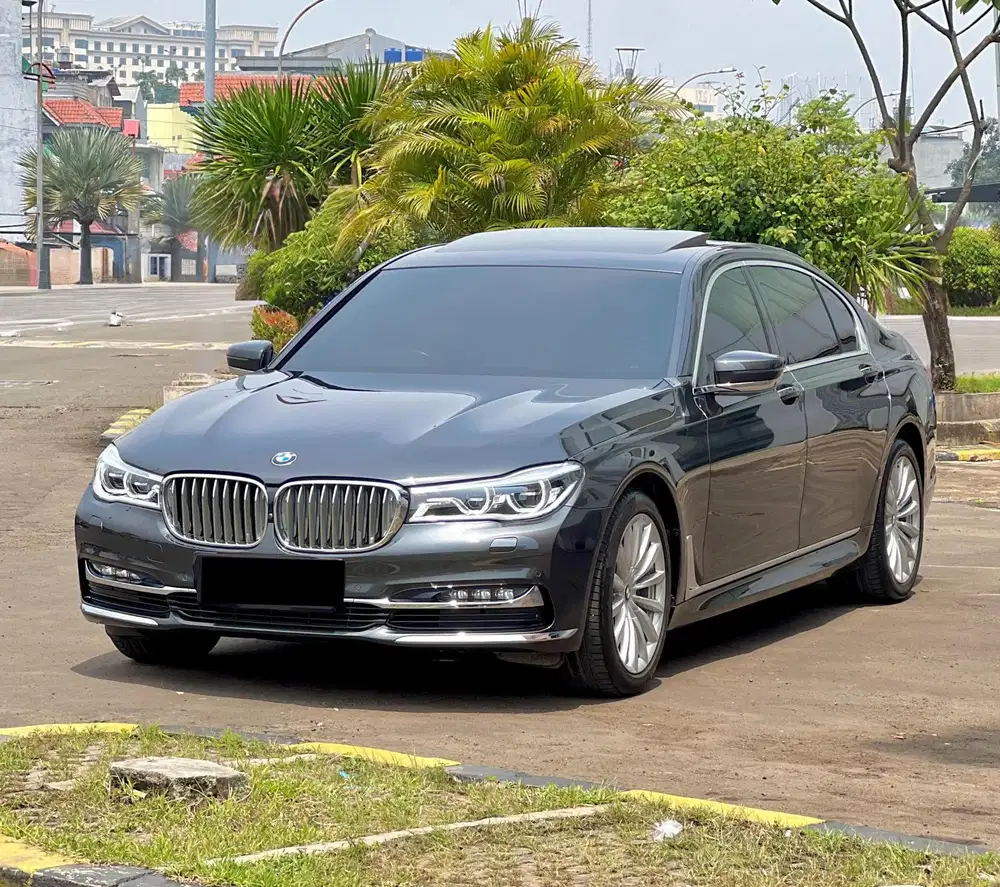 BMW 740Li 2018 Bensin
