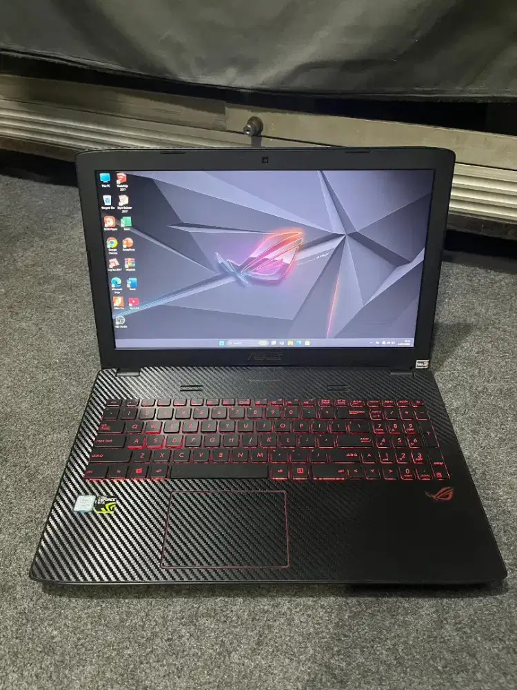Dijual Asus ROG GL552VXK intel core i7 gen7 ( Ram 16/ssd 128/HDD 1 tb)