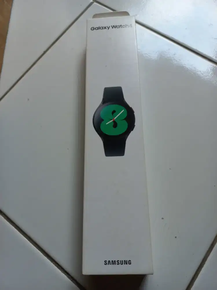 SAMSUNG watch 4, 40 mm muluss tanpa lecet