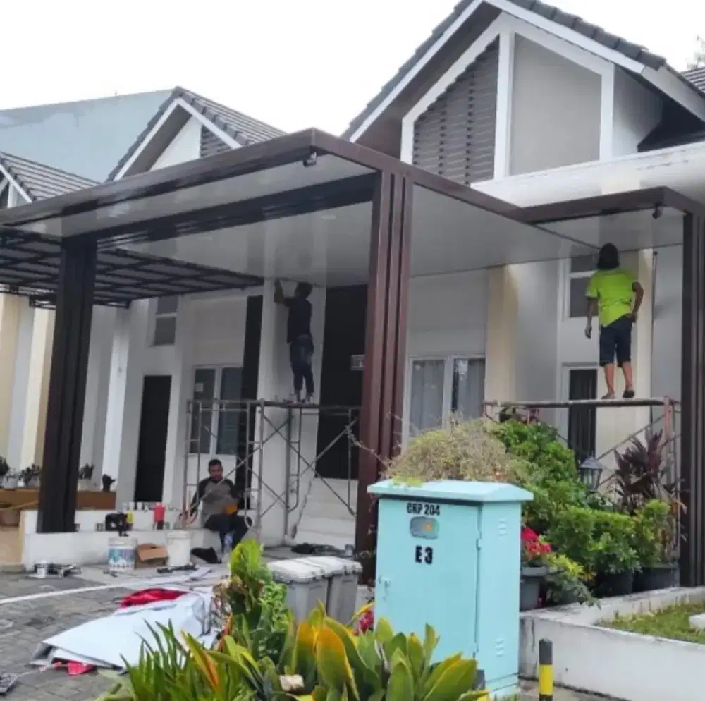 Pemasangan atap baja ringan dan kanopi