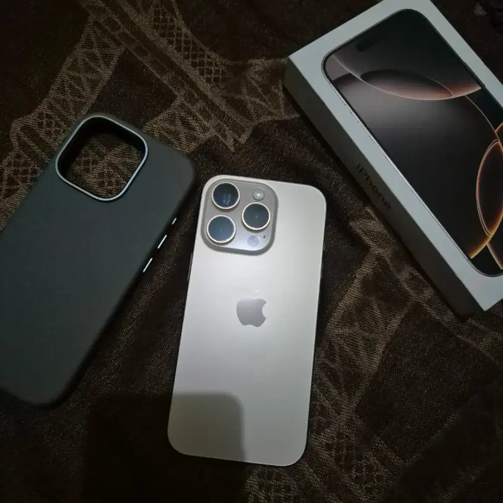 Iphone 16 Pro 512 GB Dessert