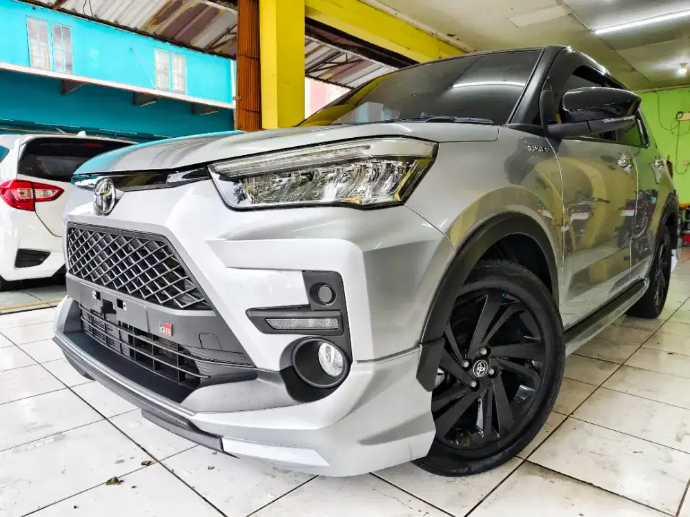 TOYOTA RAIZE 1.0 GR SPORT TURBO TWO TONE AT 2024 MATIC TOP NO TSS 2023