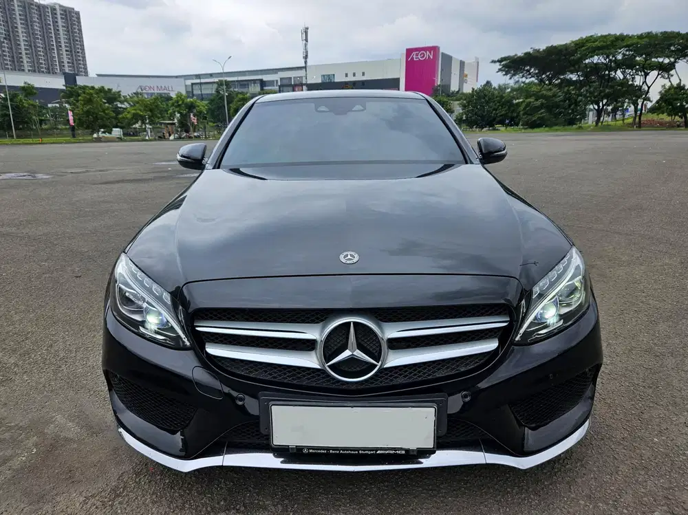Mercedes Benz C300
W205 AMG 2018 / 2019