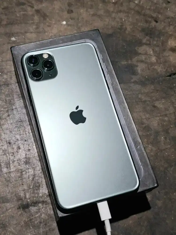 Iphone 11 Pro Max 256gb komplit murah sana