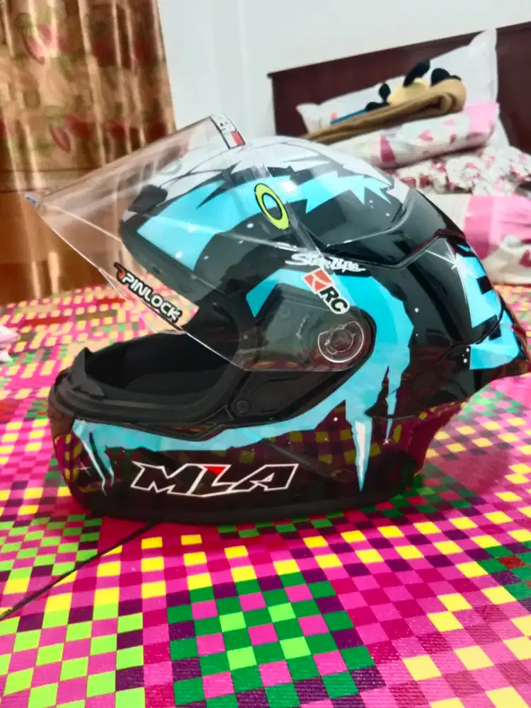 Helm Full Face MLA Edisi Winter Test, Mulus dan Masih Wangi Baru