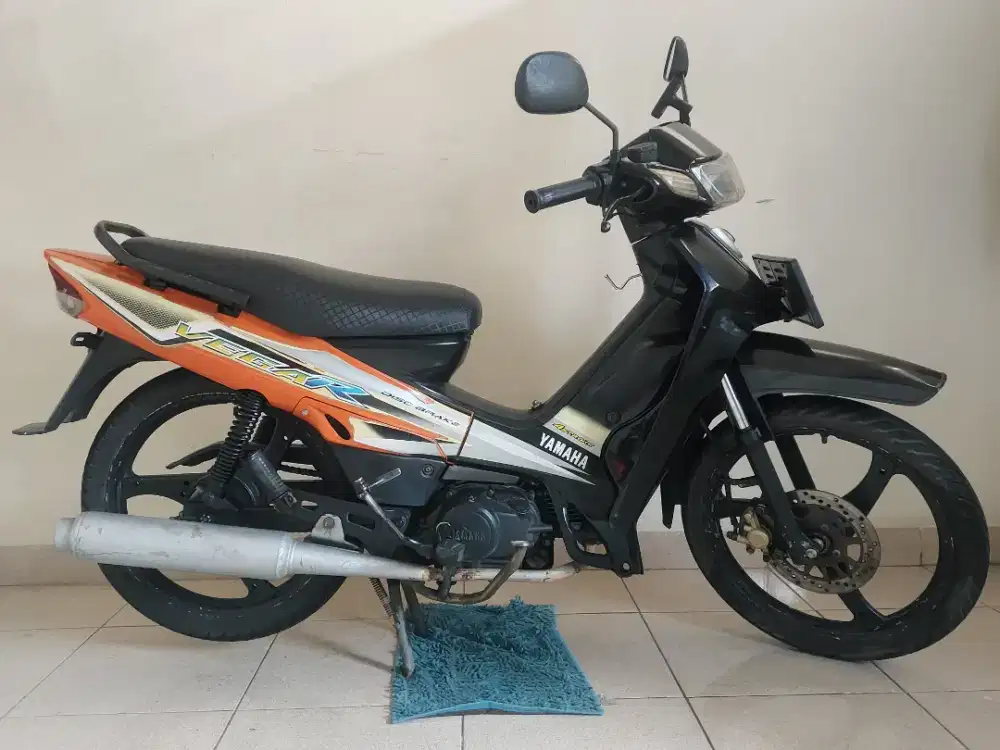 Vega R 2005 pakean bapak-bapak 95%