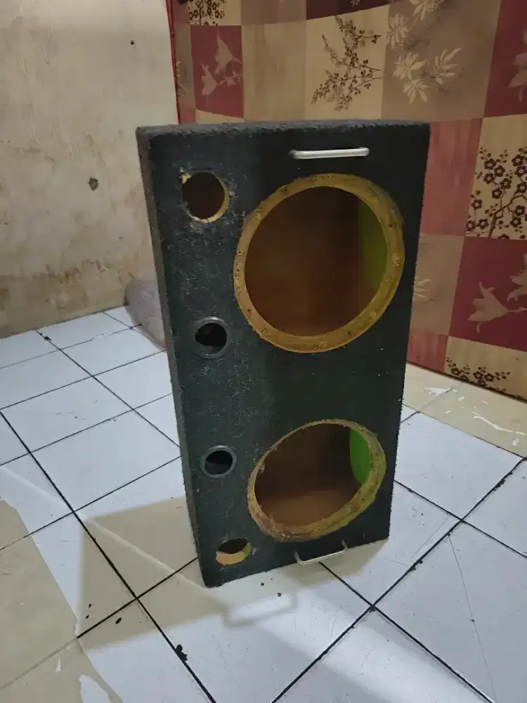 Bok speaker 10 in dobel lubang twuiter