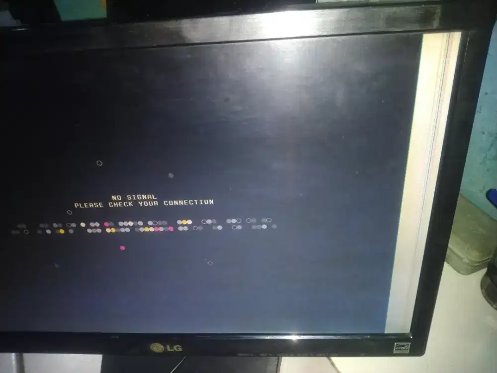 Monitor LCD 19 Inchi Merk LG